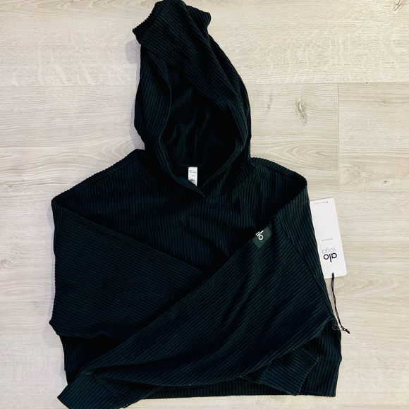 Alo Muse cropped sweatshirt - NWT - Picture 2 of 4